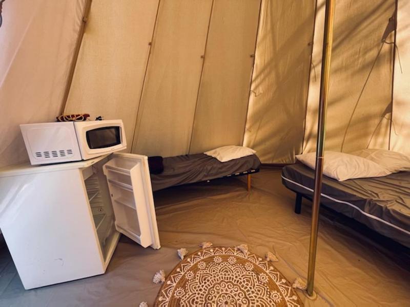 Camping Paradis Family Les Rives De L'Herault Gignac  Exterior foto