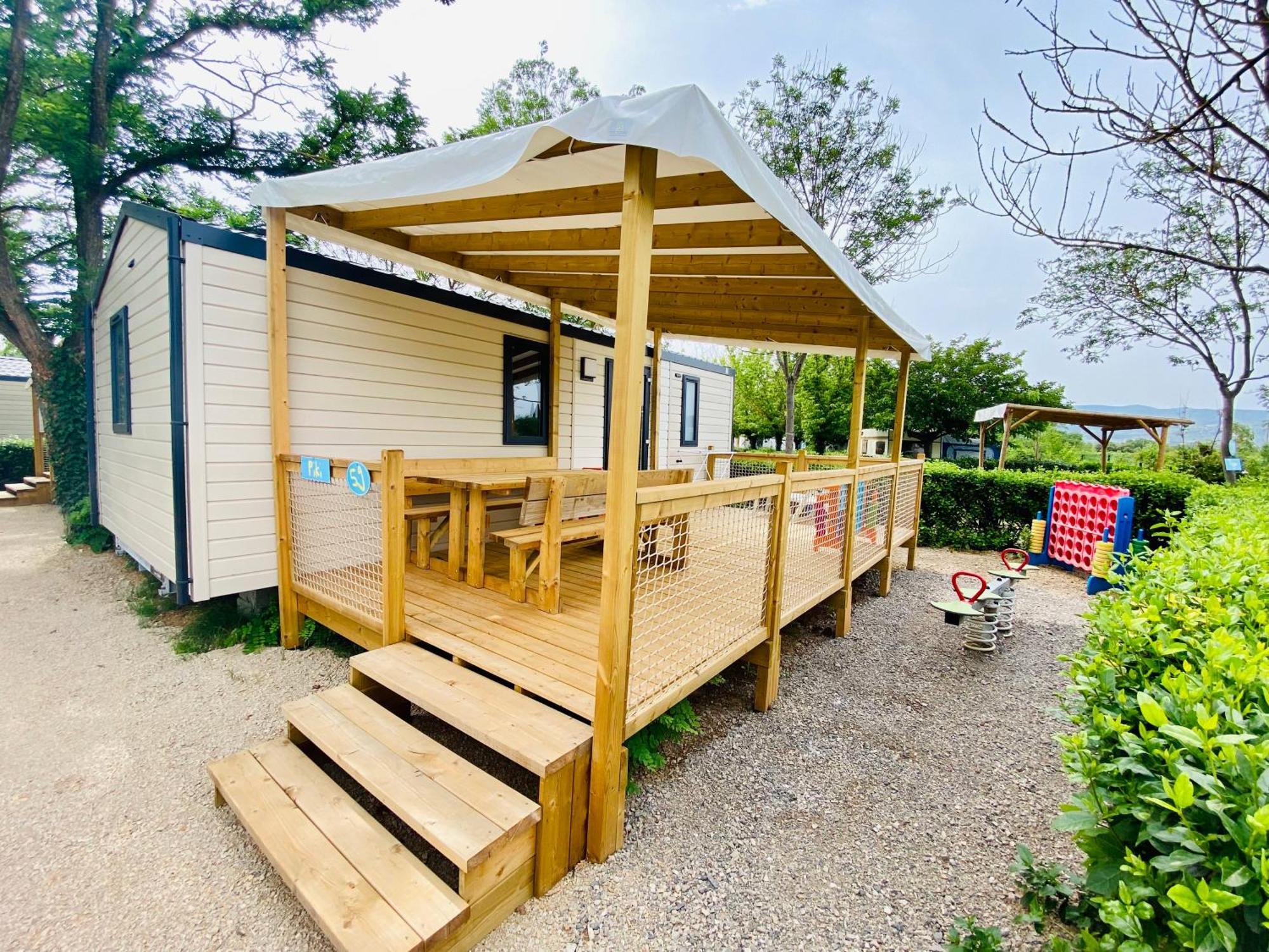 Camping Paradis Family Les Rives De L'Herault Gignac  Exterior foto
